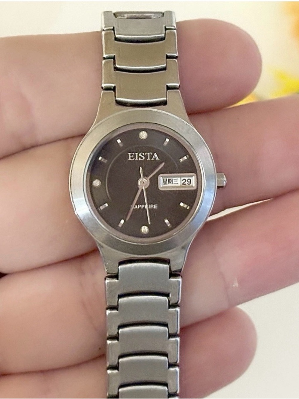 Eista Sapphire Women’s Day/Date Wristwatch-Business Casual Dress Watch-Modernist